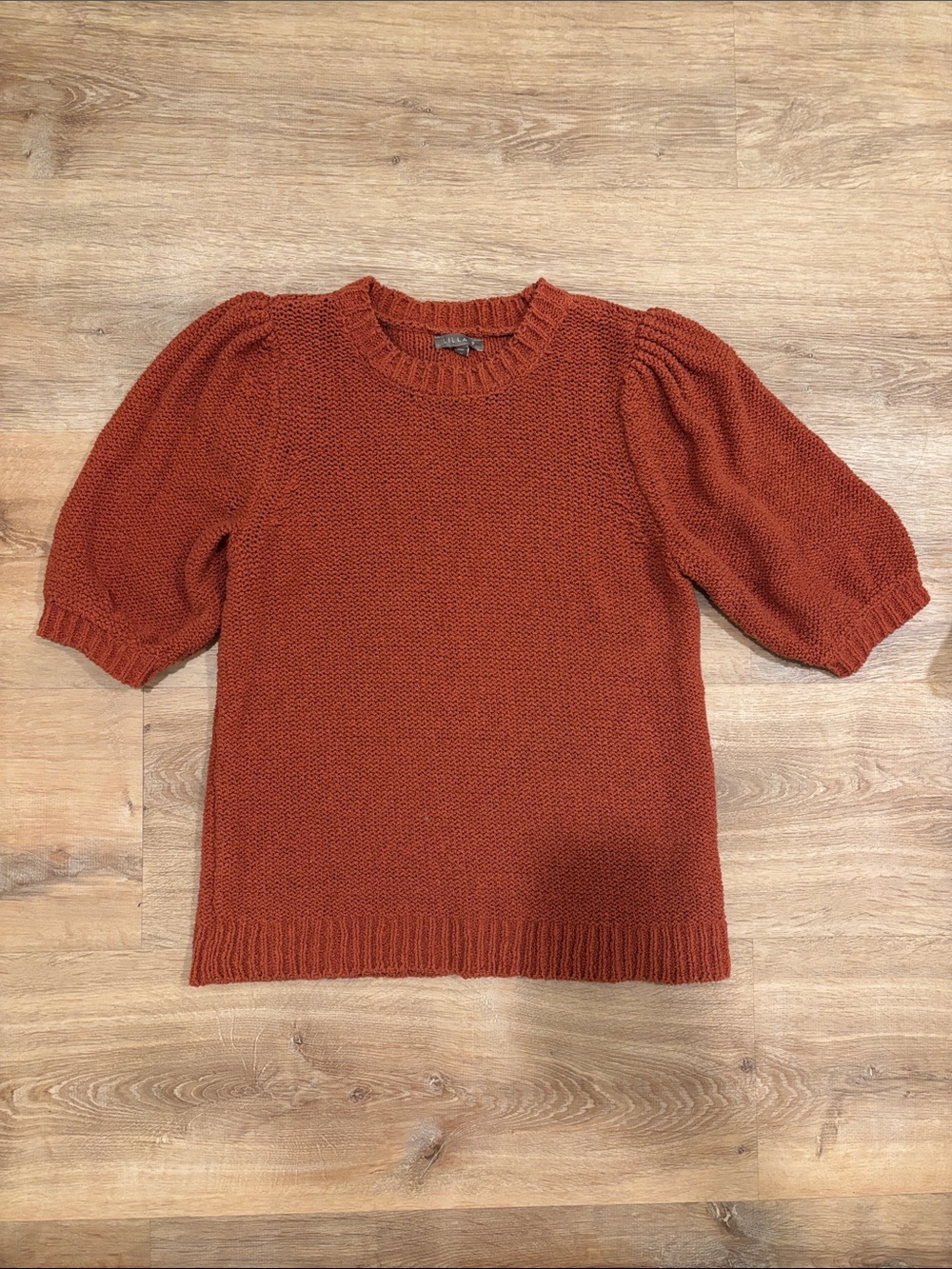 Lilla P Short Puff-Sleeve Crewneck Sweater in Rust